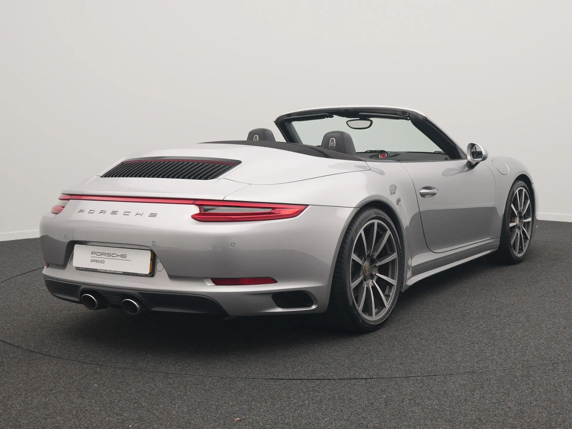 911 Carrera 4 Cabriolet