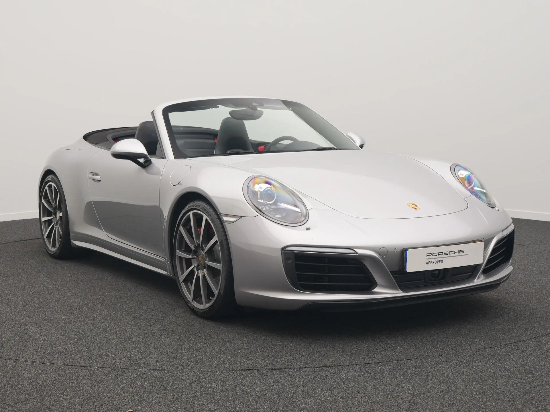 911 Carrera 4 Cabriolet