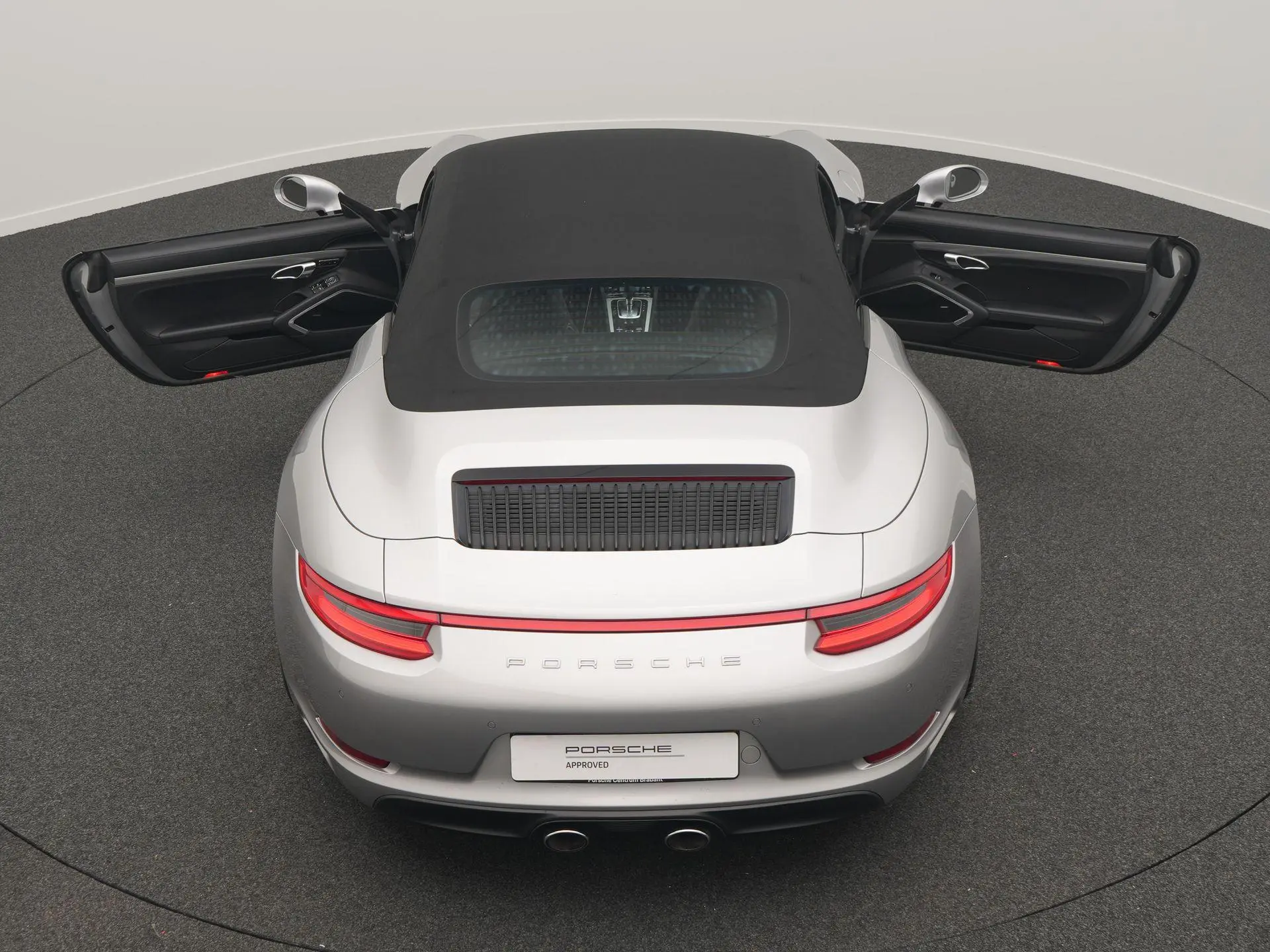 911 Carrera 4 Cabriolet