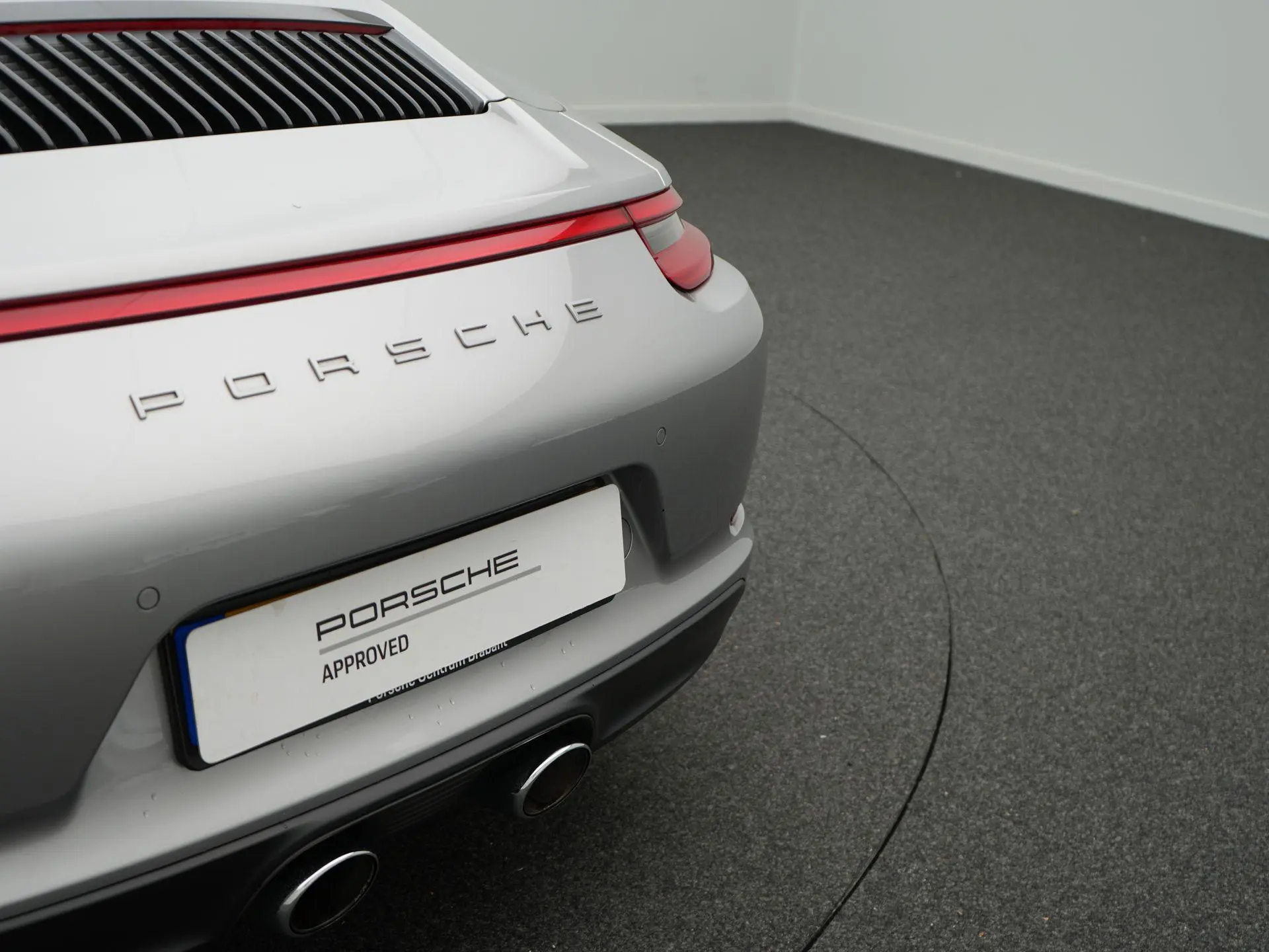 911 Carrera 4 Cabriolet