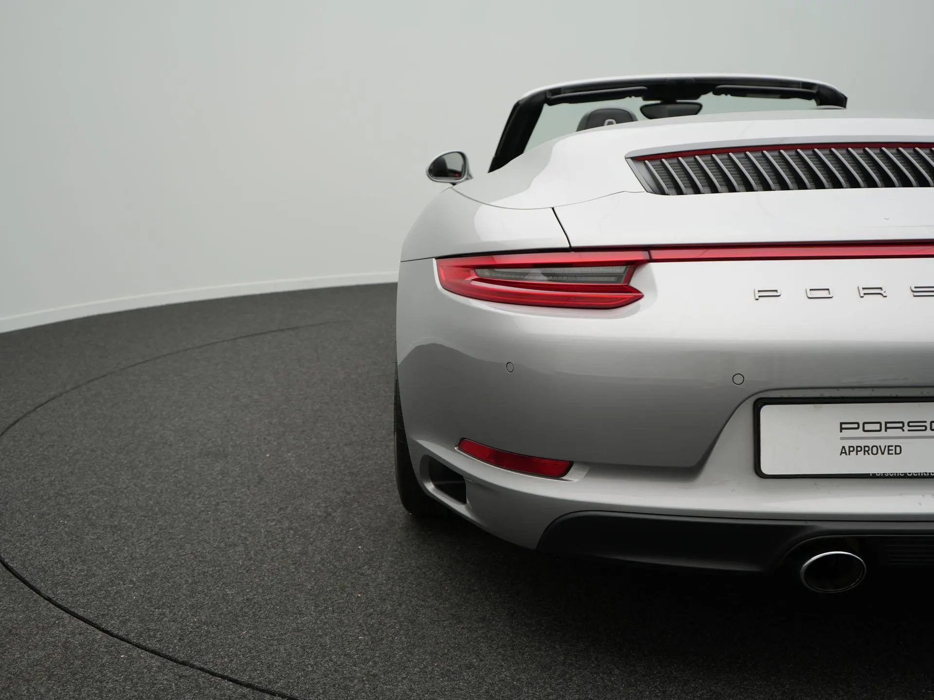 911 Carrera 4 Cabriolet