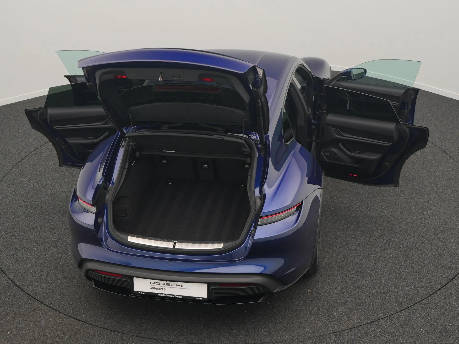 Taycan Cross Turismo 4 93 kWh