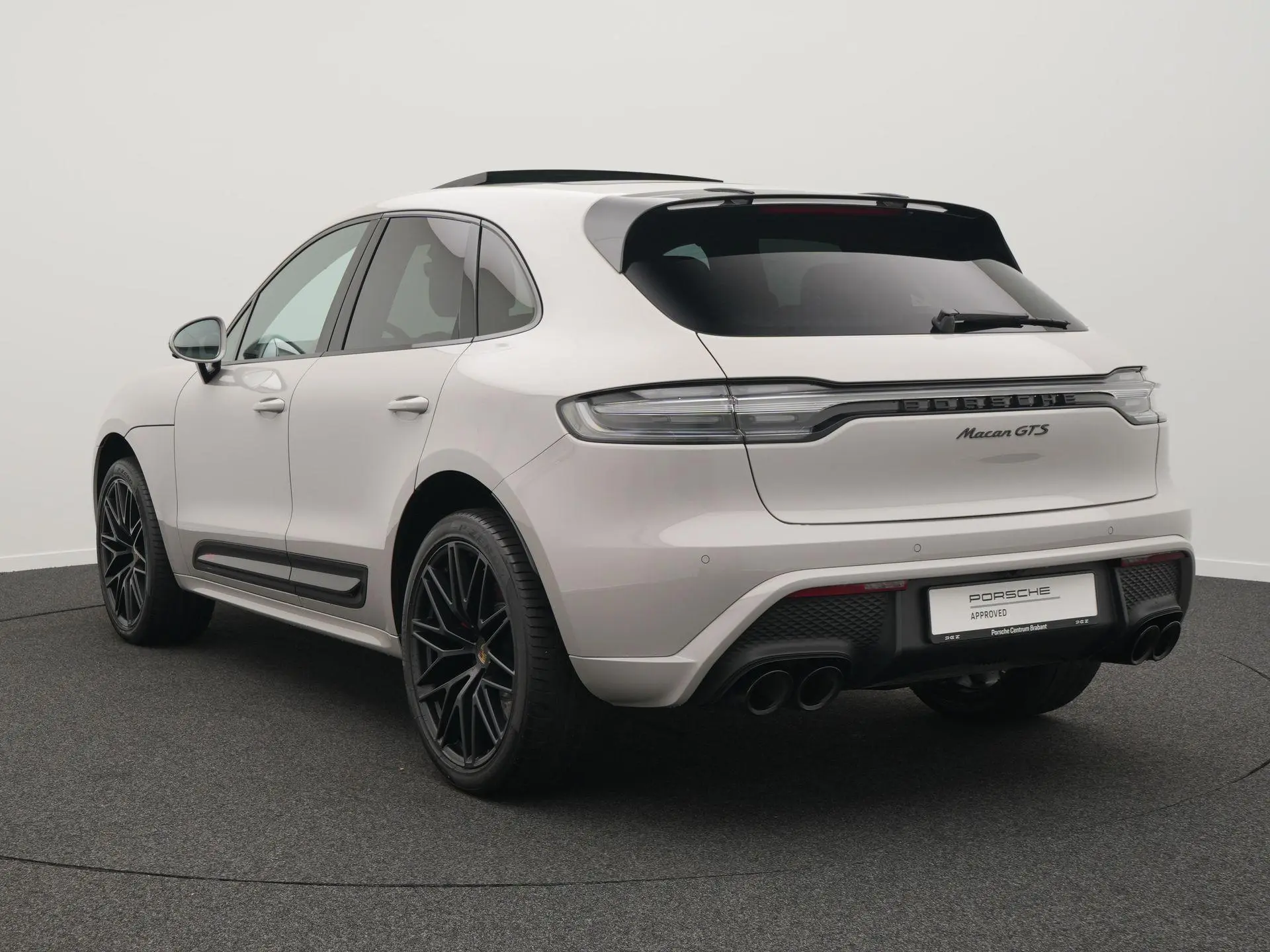 Macan GTS
