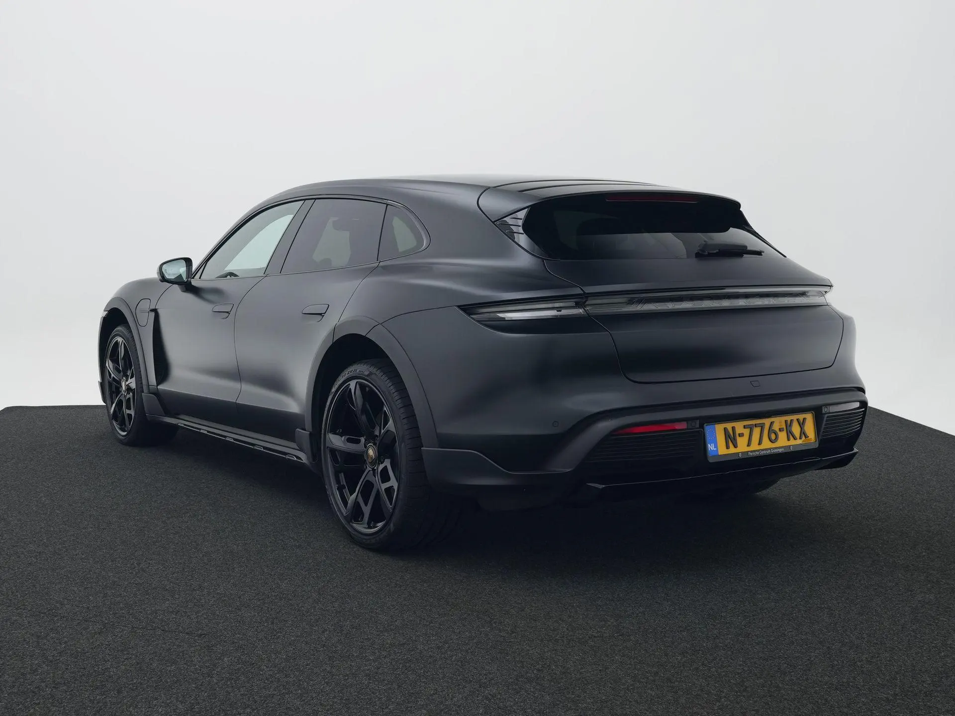 Taycan 4S Cross Turismo