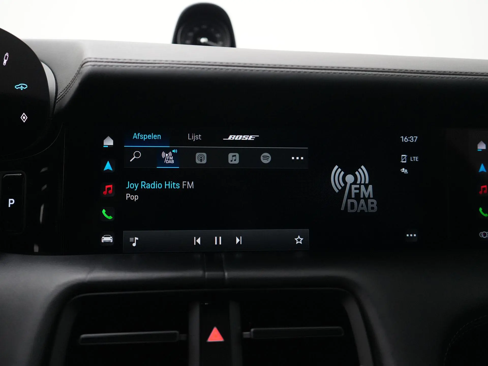 Taycan 4S Cross Turismo