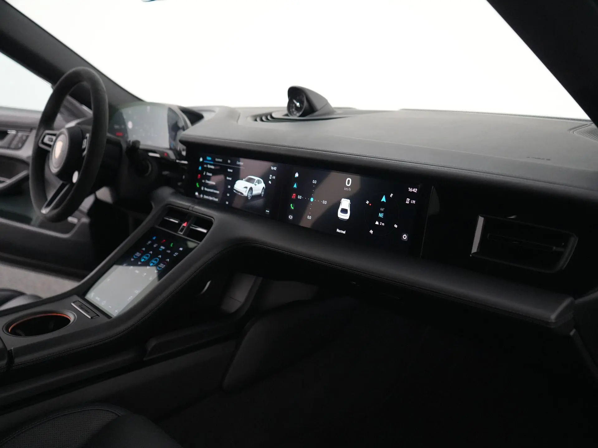 Taycan 4S Cross Turismo