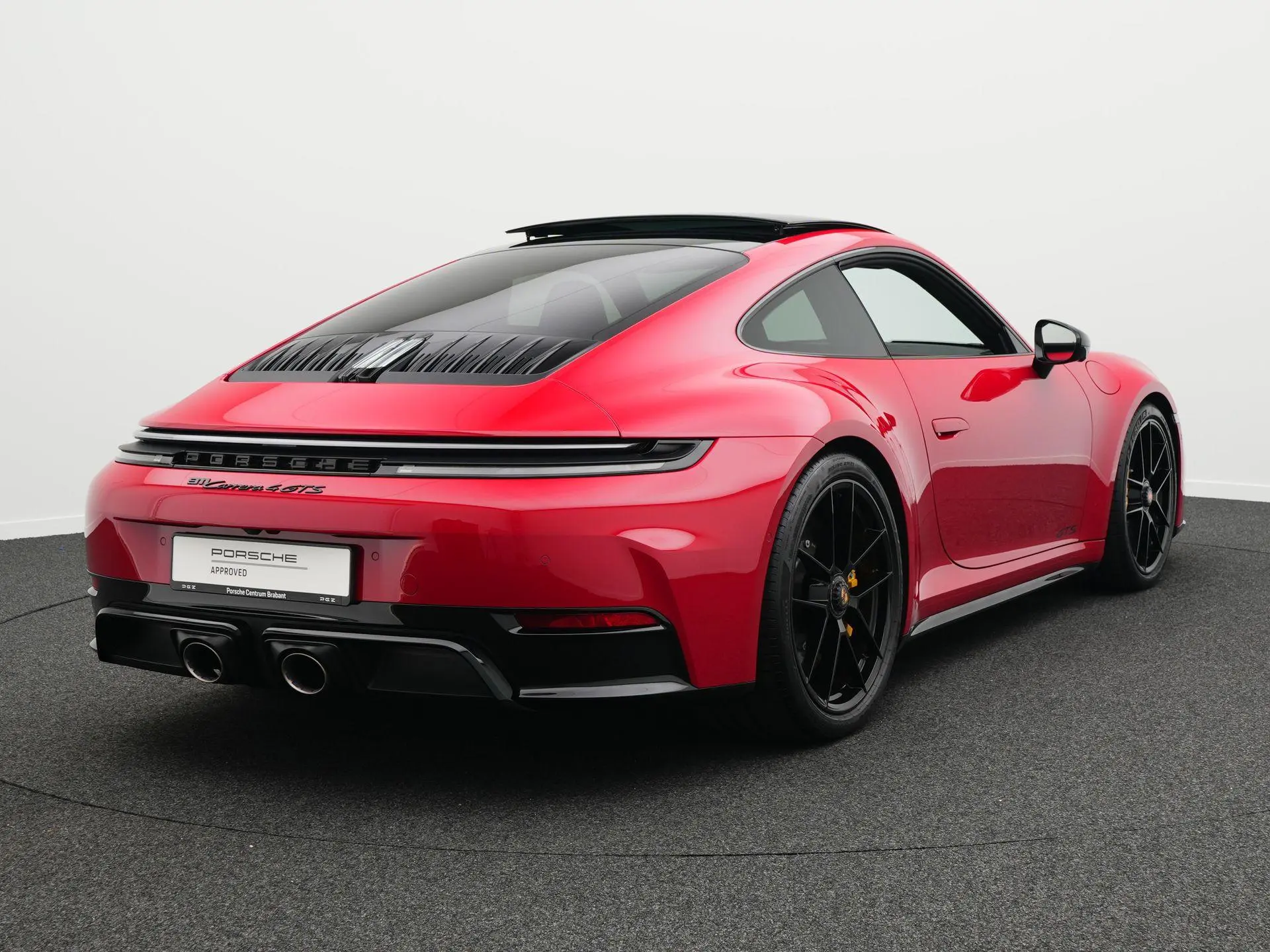 911 Carrera 4 GTS