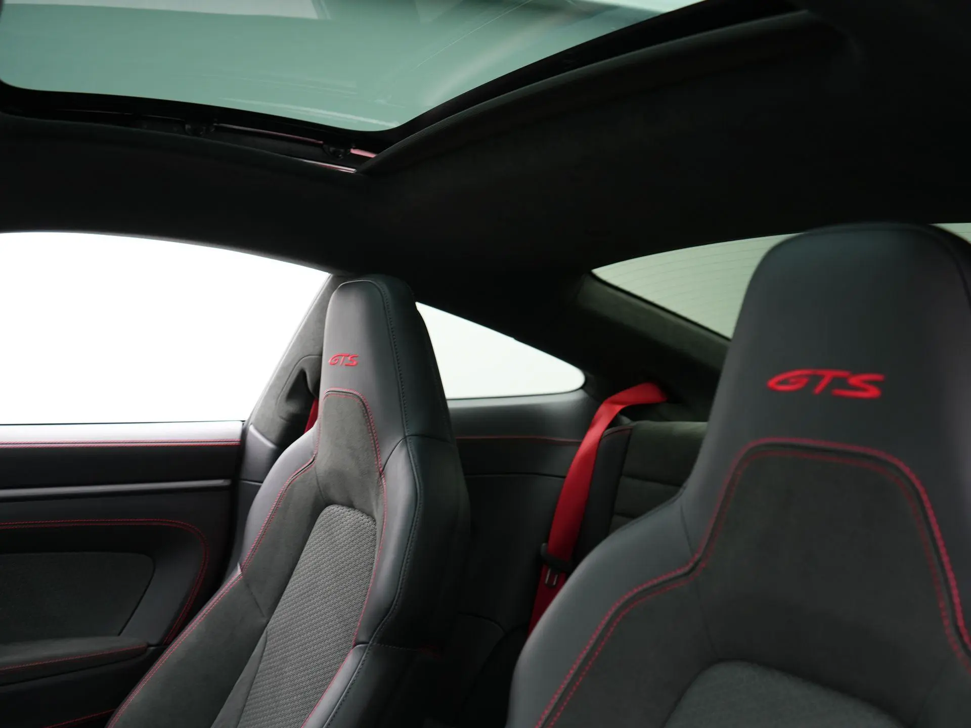 911 Carrera 4 GTS