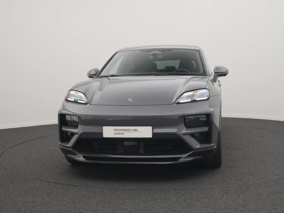 Porsche MACAN TURBO 