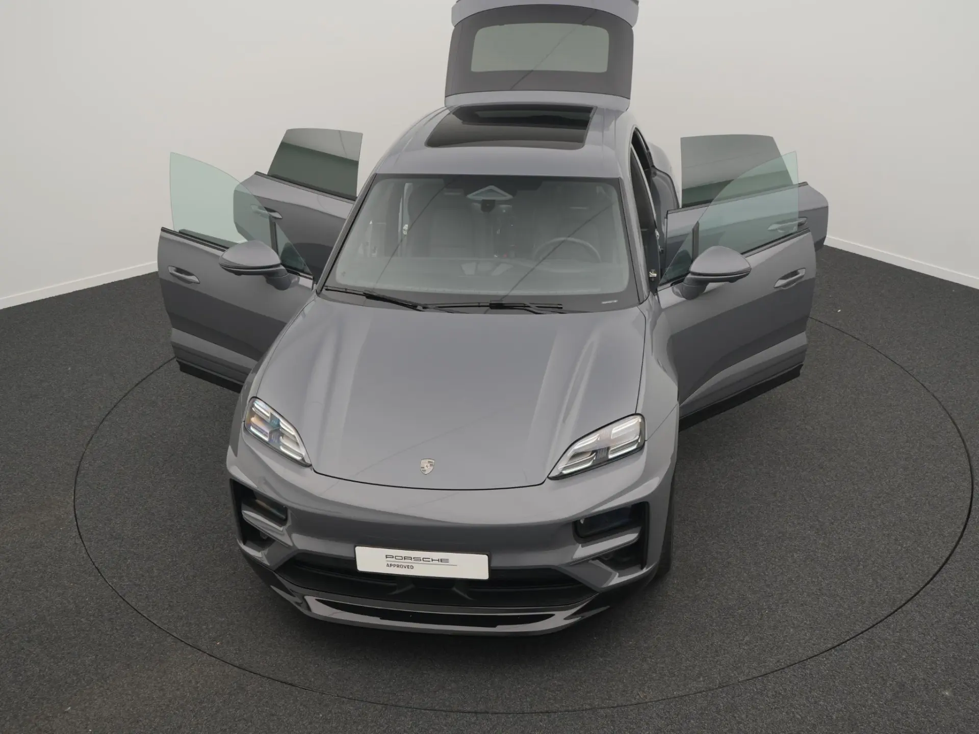 MACAN TURBO 