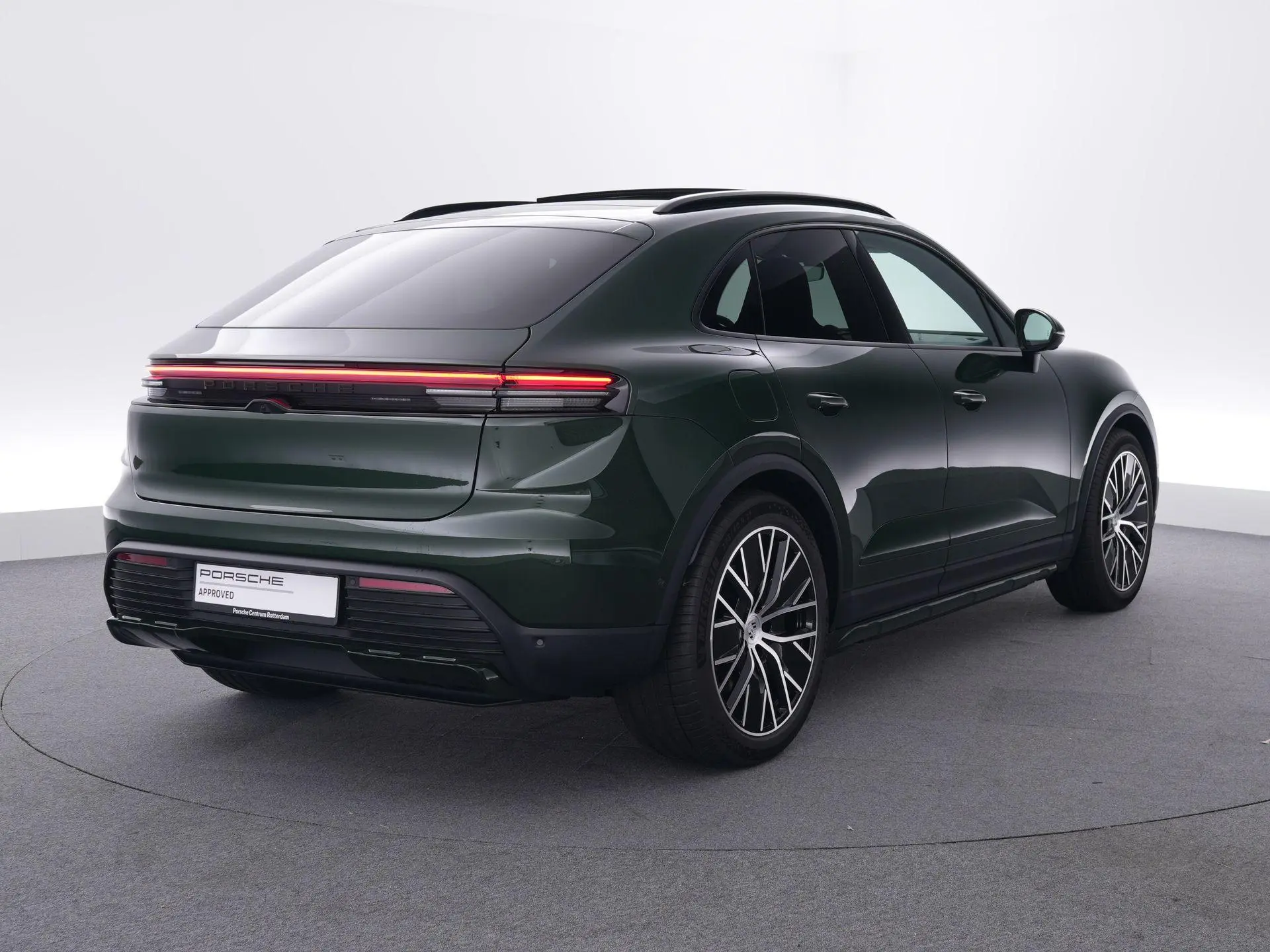 Macan 4 100 kWh