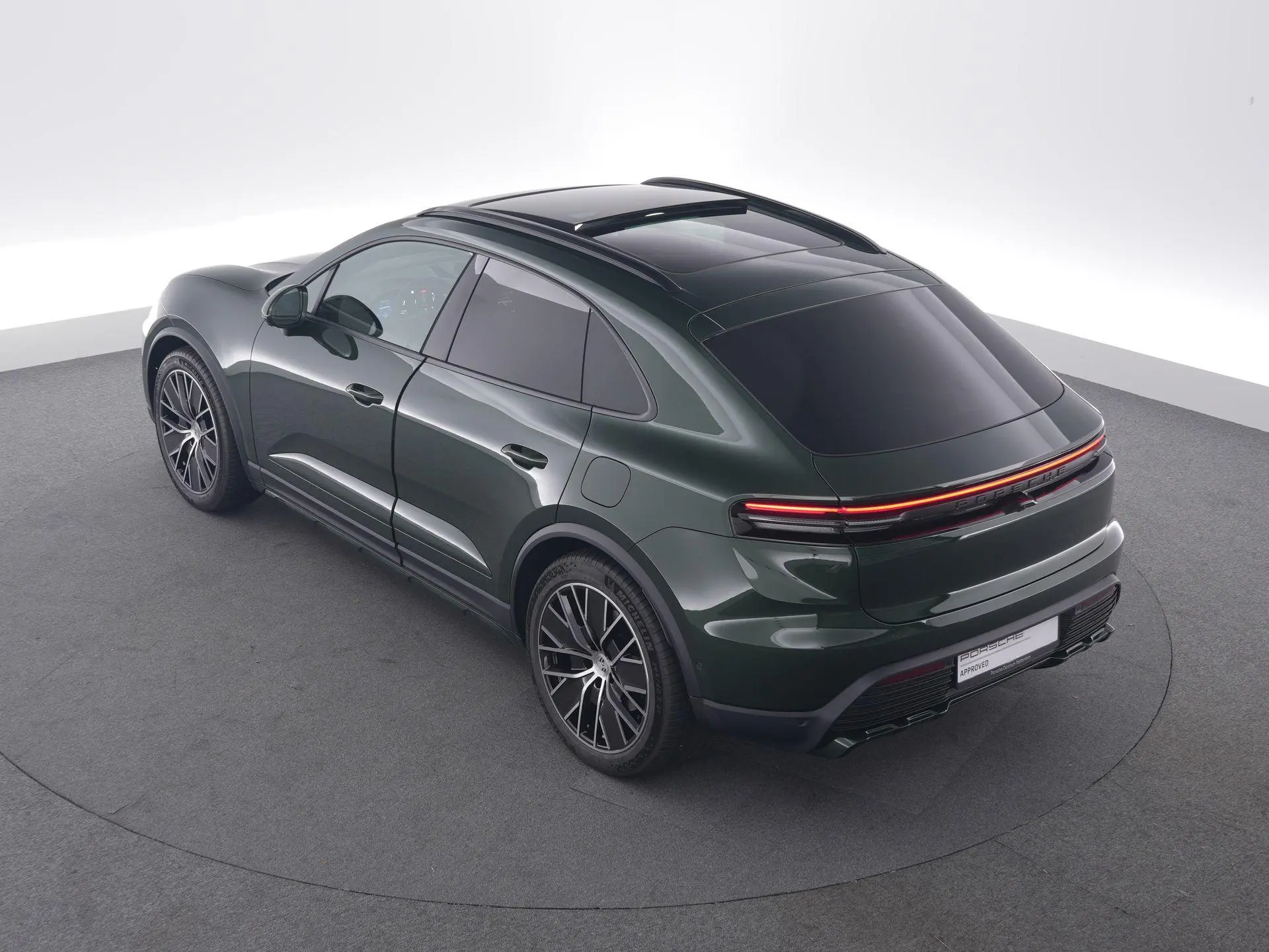 Macan 4 100 kWh