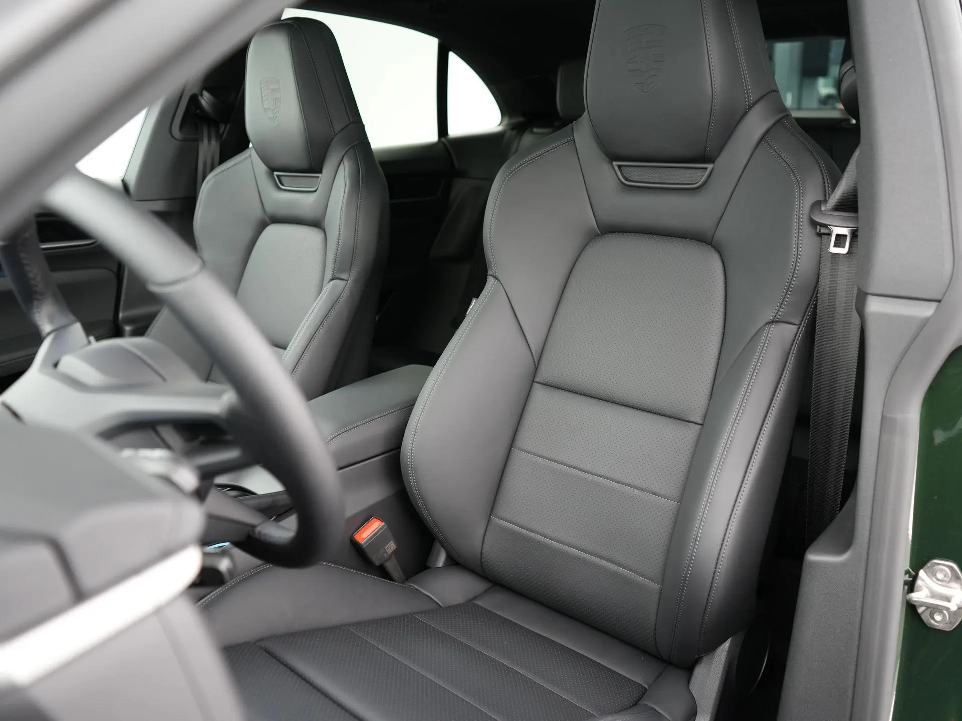Macan 4 100 kWh