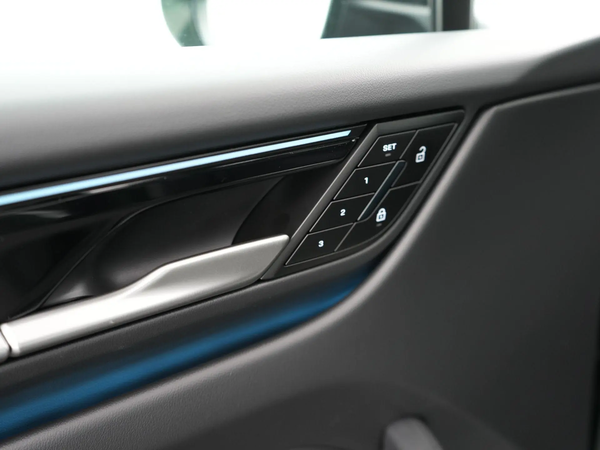 Macan 4 100 kWh