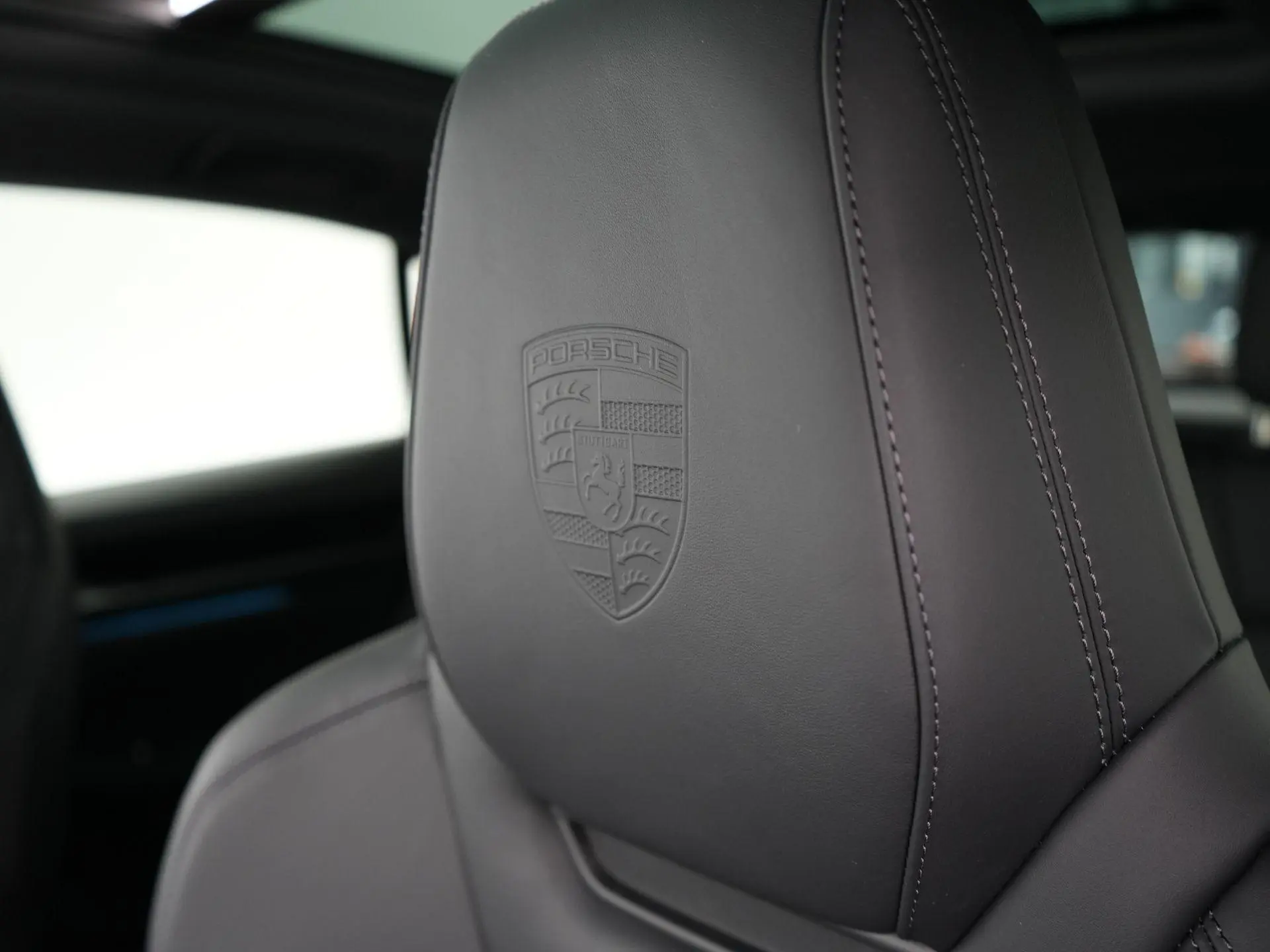 Macan 4 100 kWh