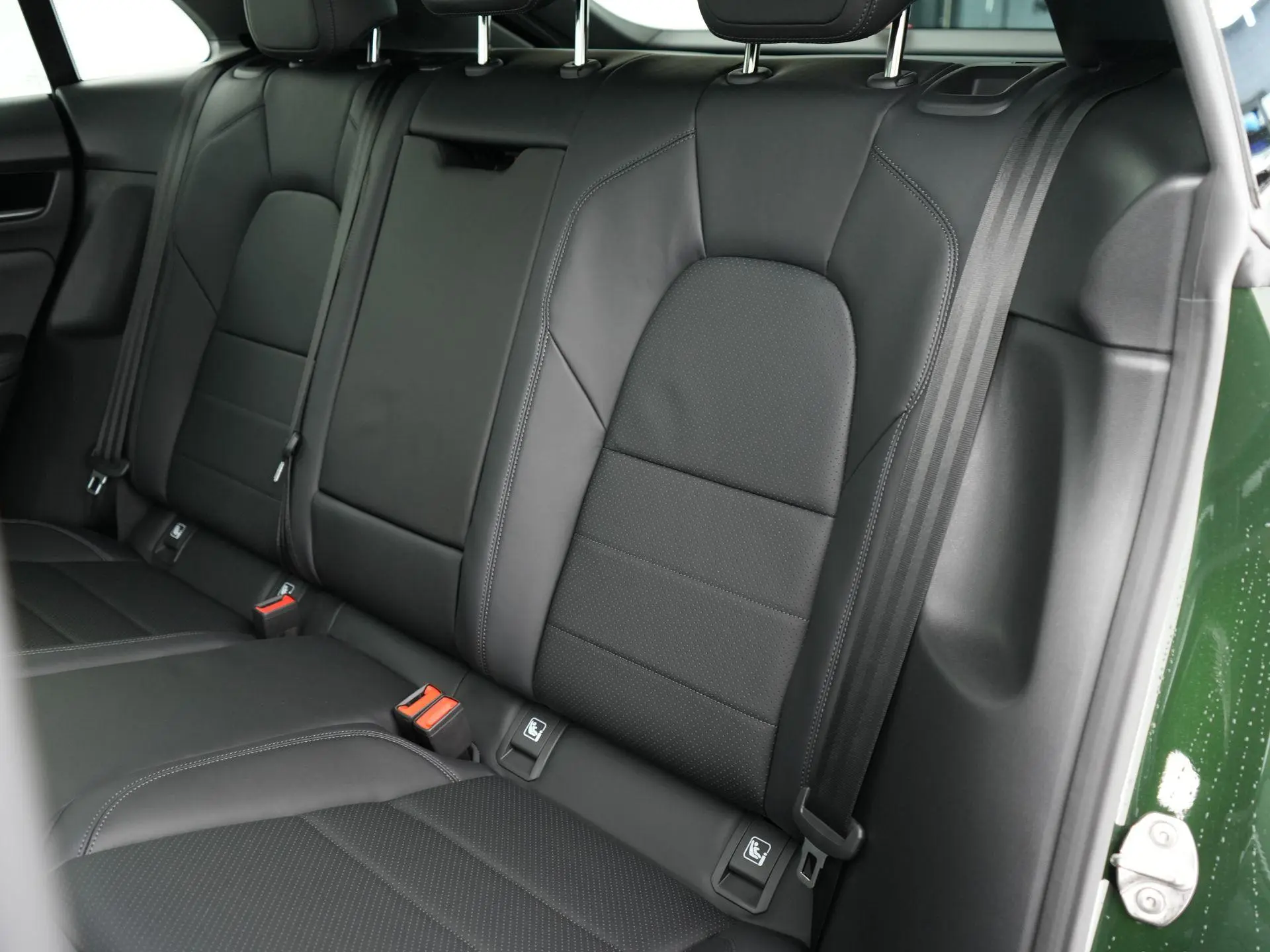 Macan 4 100 kWh