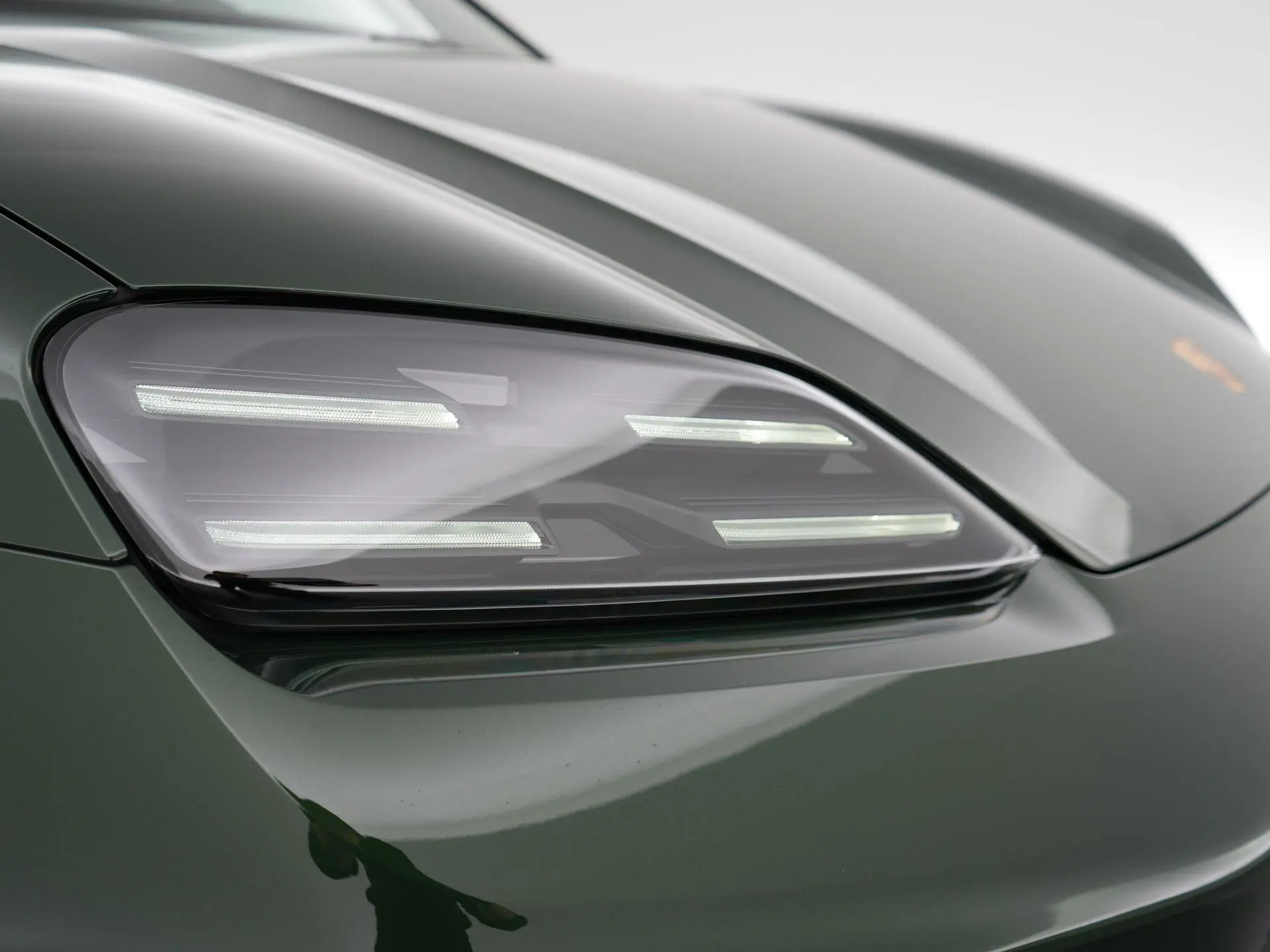 Macan 4 100 kWh