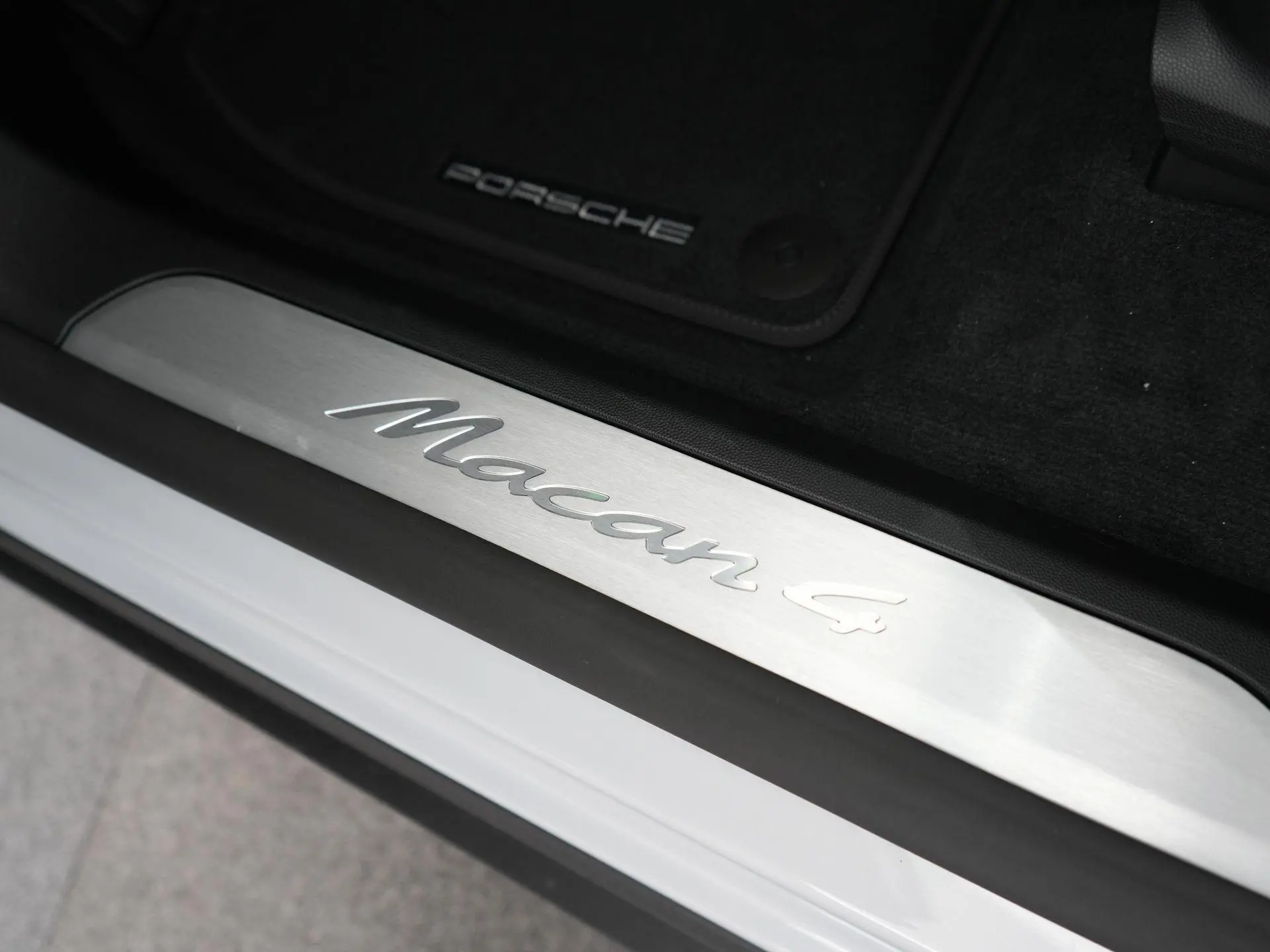 Macan 4 100 kWh
