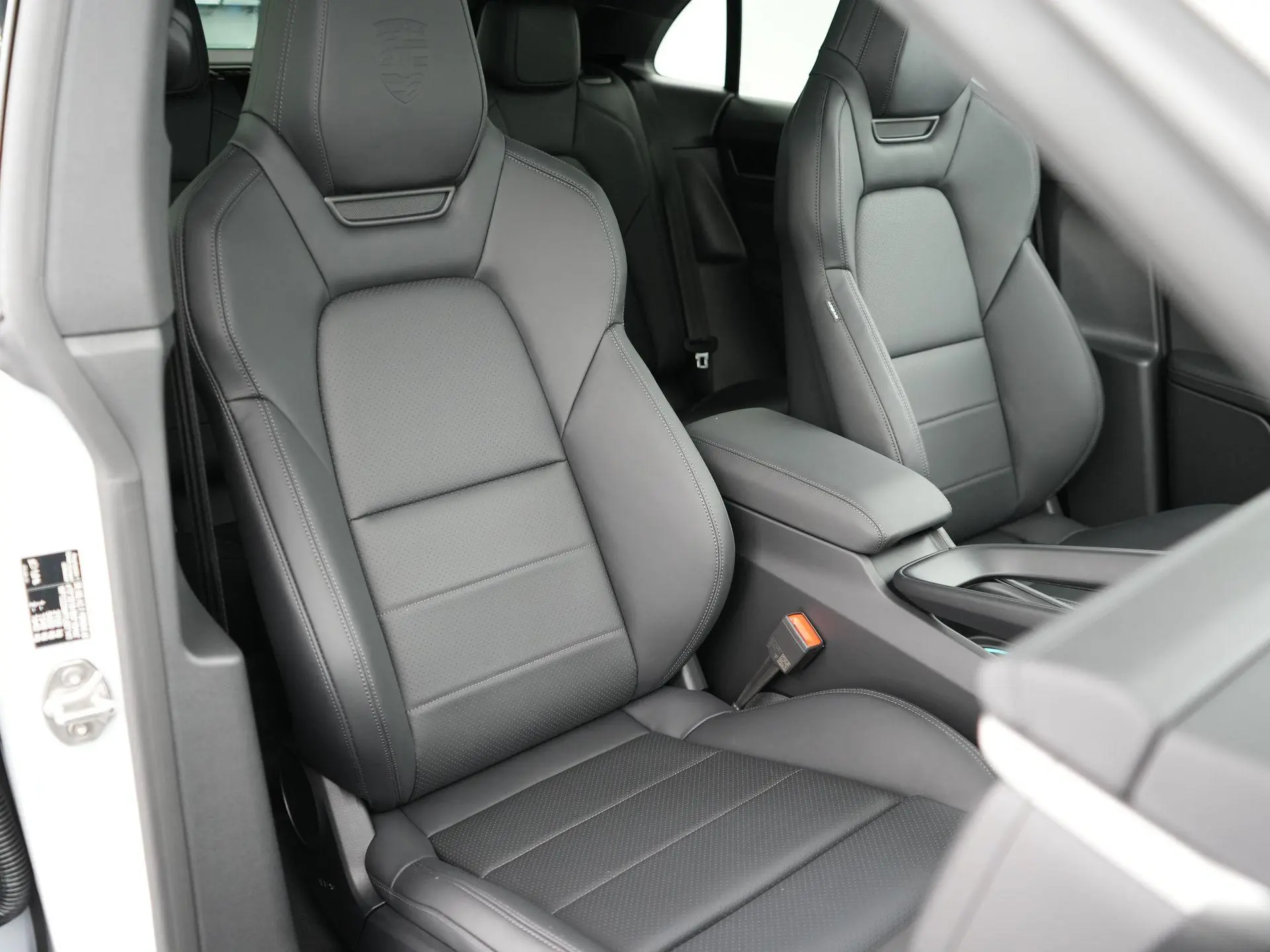 Macan 4 100 kWh