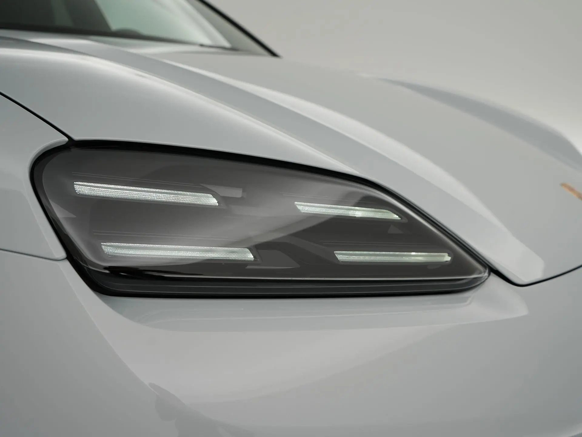 Macan 4 100 kWh