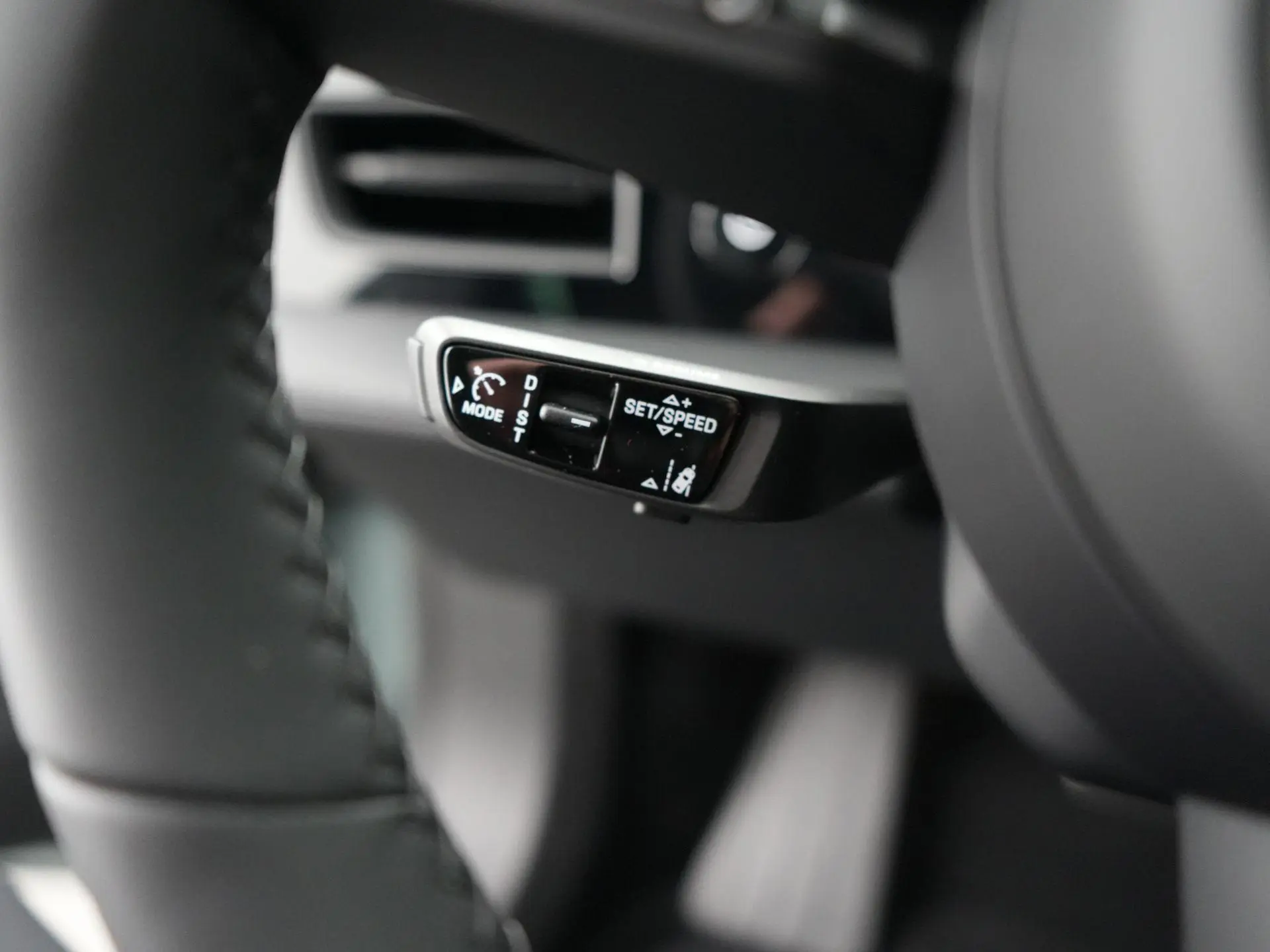 Taycan 4 Black Edition 105 kWh