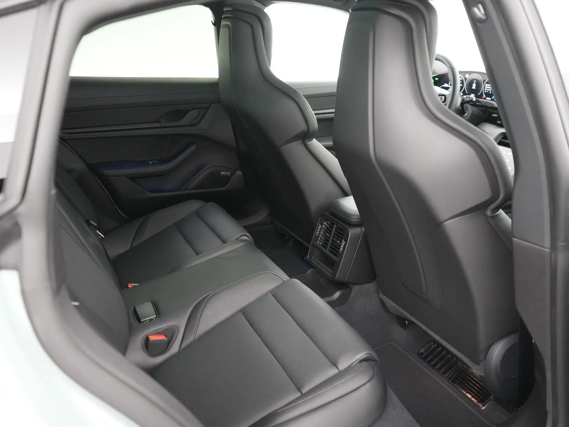 Taycan 4 Black Edition 105 kWh