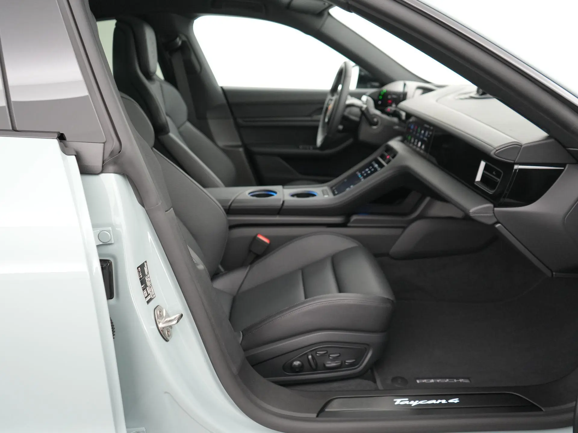 Taycan 4 Black Edition 105 kWh