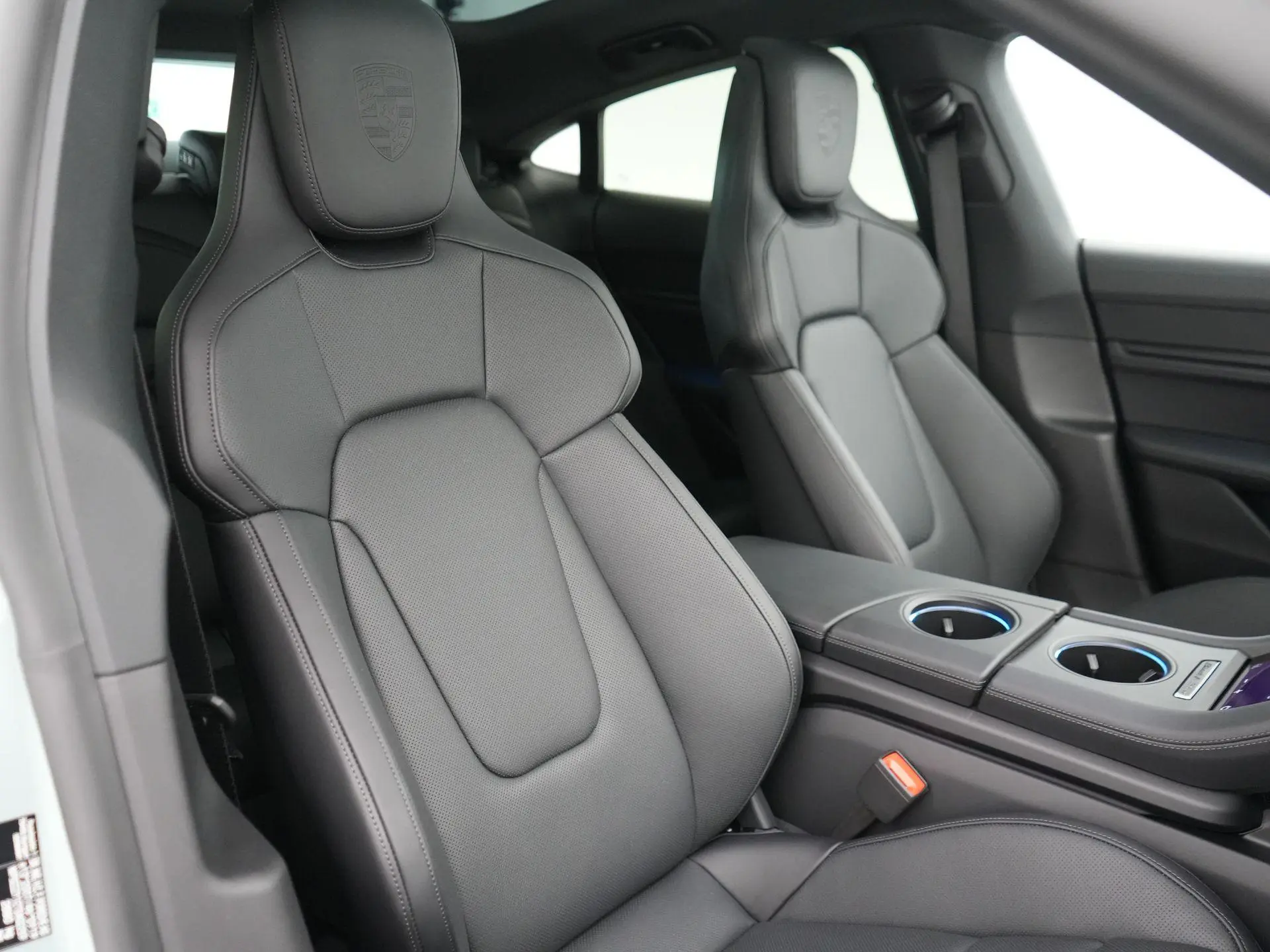 Taycan 4 Black Edition 105 kWh