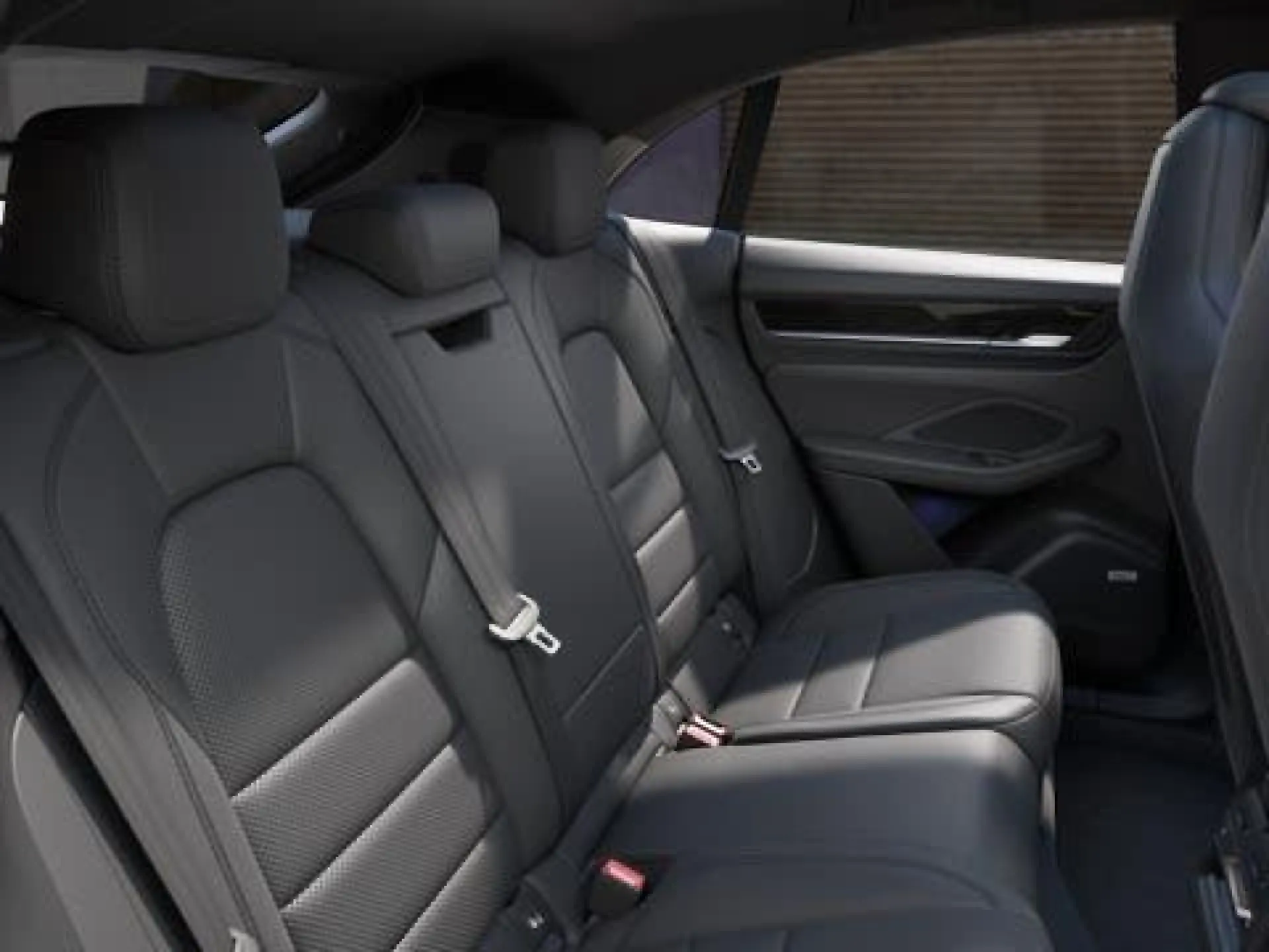 Macan 4